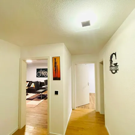 Appartement Gracehomes - Garage, Ventilator, Free Coffee, Airport, Messe, Stuttgart, Wifi Up To 6 Guests Leinfelden-Echterdingen